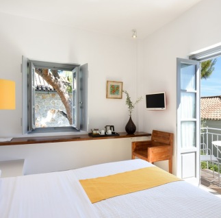 superior-double-spetses-01