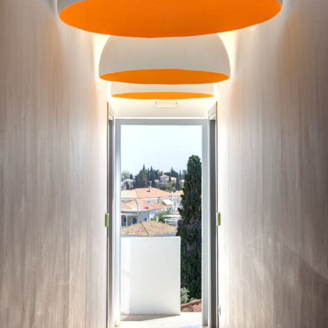 Golden light and sculpted ceilings guiding the way !

#Orloff #OrloffResort #OrloffRestaurant #instatravel #greecestagram #greekislands #greecetravel #greecelover_gr #visitgreece #reasontovisitgreece #insta_greece #travelgram #vacation #instagood #travel #spetses #travelgreece