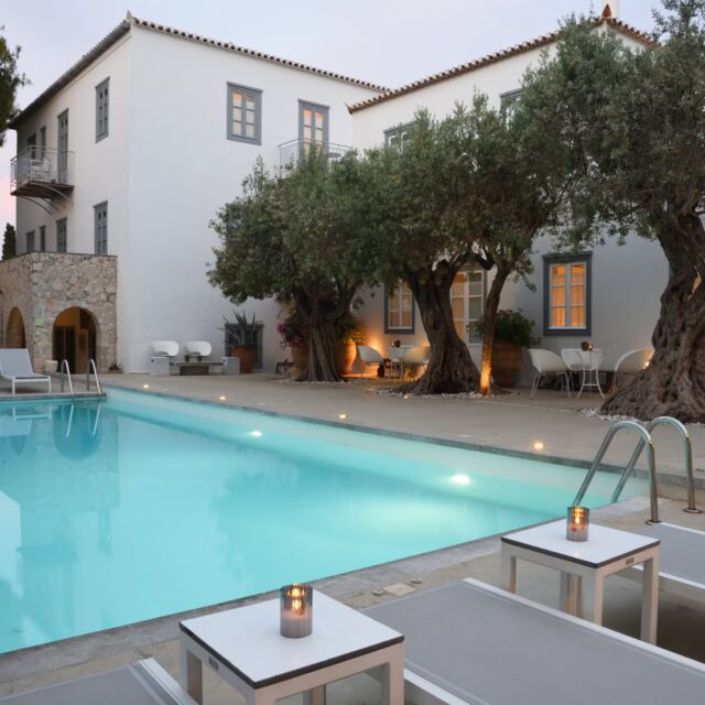 Under the olive trees, beside the glowing pool, time slows down, and every detail whispers relaxation.

#Orloff #OrloffResort #OrloffRestaurant #instatravel #greecestagram #greekislands #greecetravel #greecelover_gr #visitgreece #reasontovisitgreece #insta_greece #travelgram #vacation #instagood #travel #spetses #travelgreece